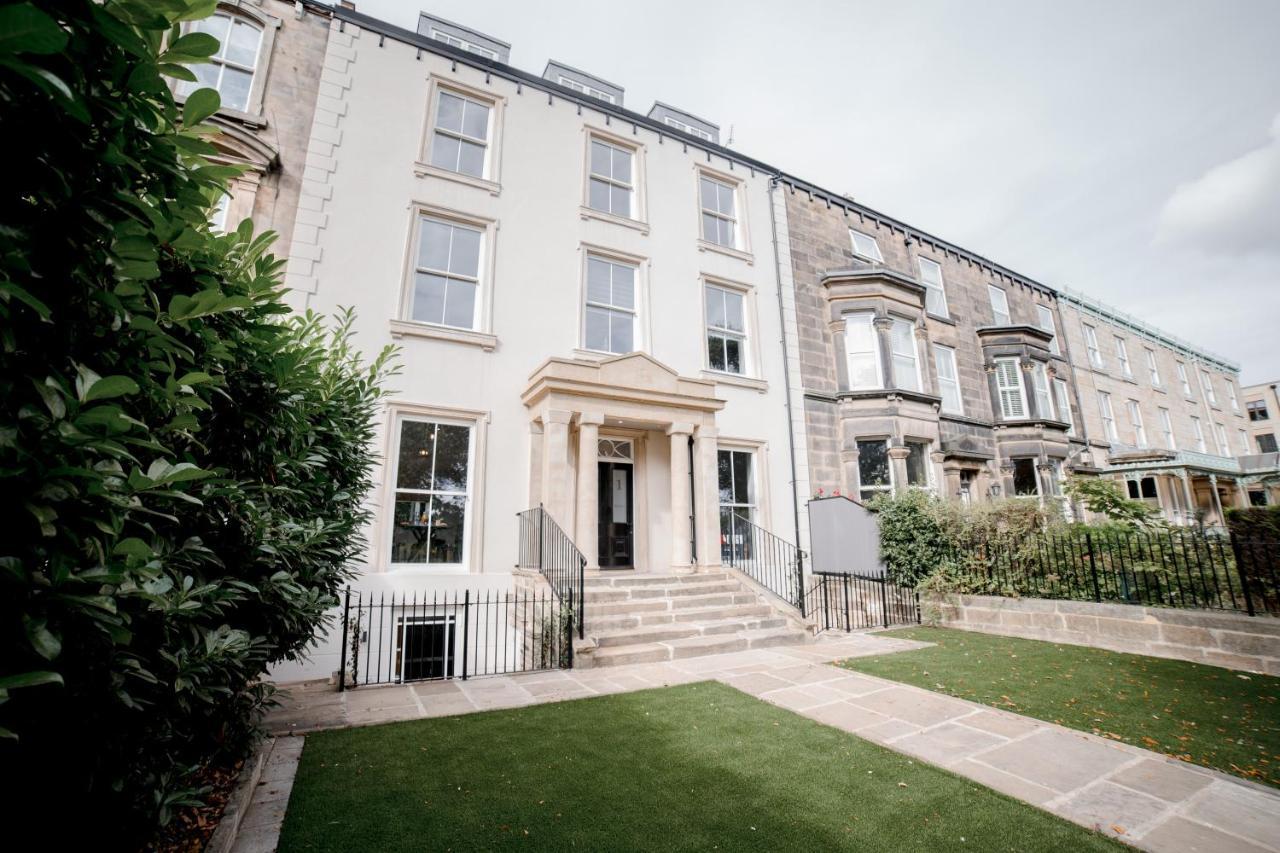 York Place One Harrogate Esterno foto